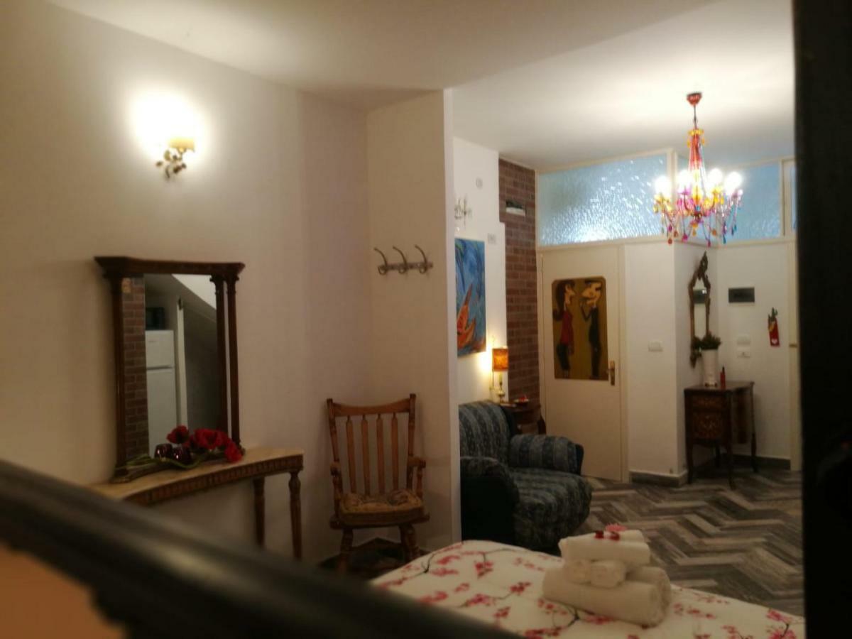 Dimora Modestina Apartment Сиракуза Екстериор снимка